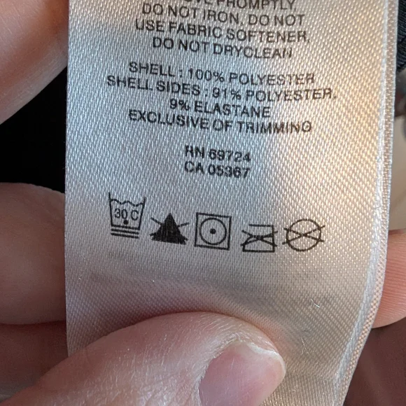 Columbia Women's Black Performance Jacket with Red Trim. - Picture 3 of 4